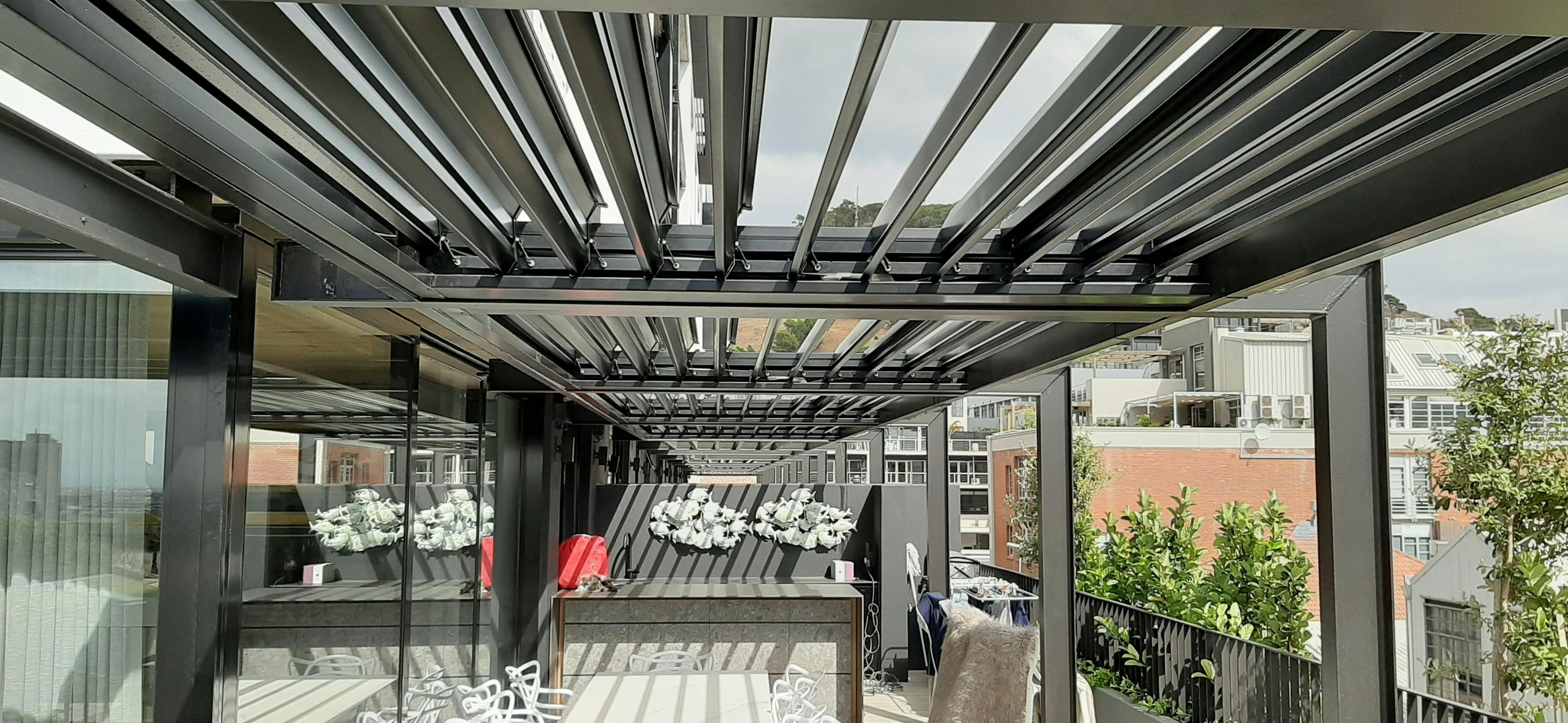 Adjustable Louvre Awnings